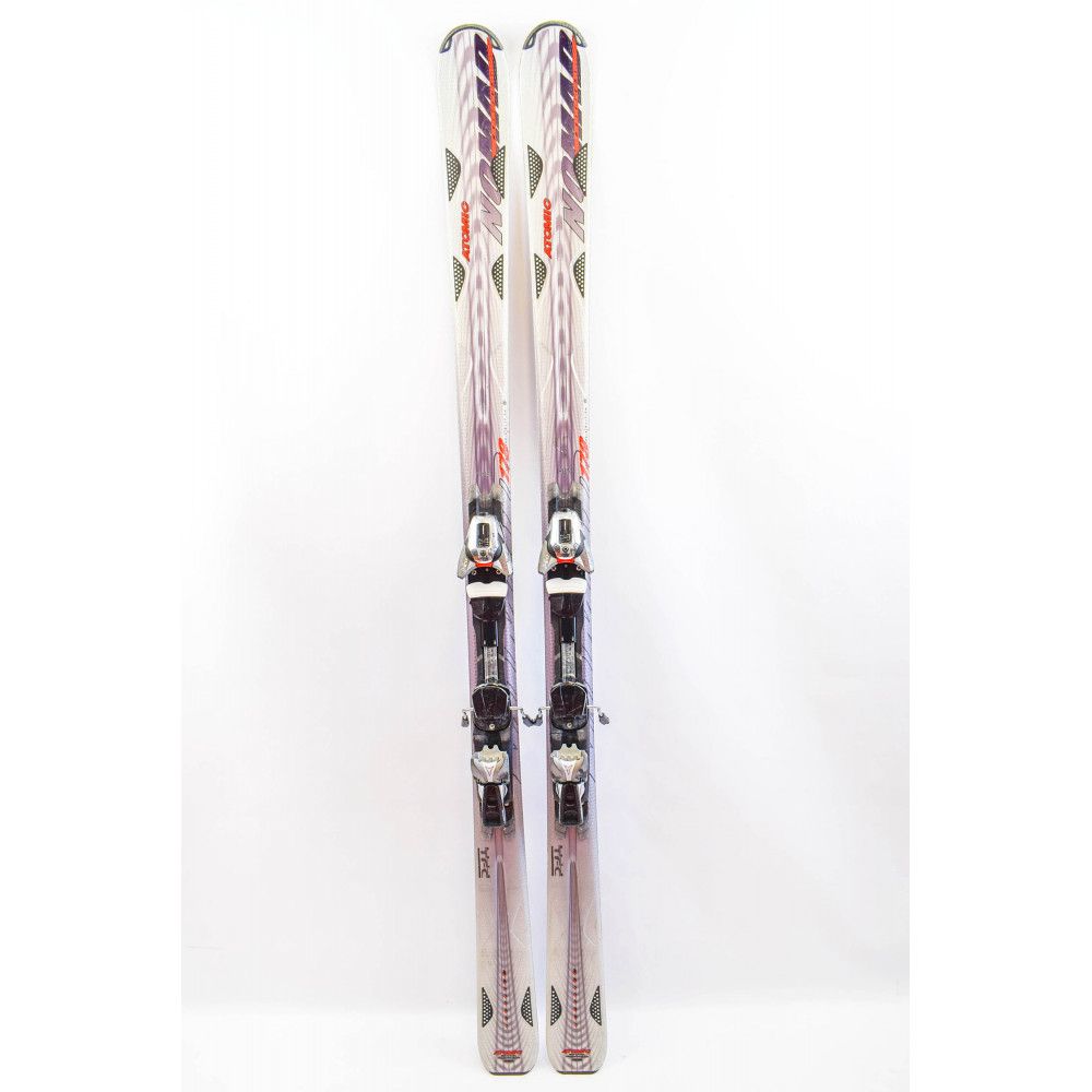 SKI NOMAD WHITEOUT + BINDNGS B10 RTL