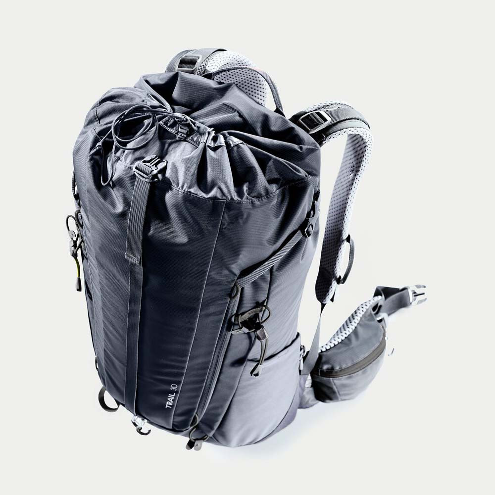 MOCHILA TRAIL 30 BLACK GRAPHITE